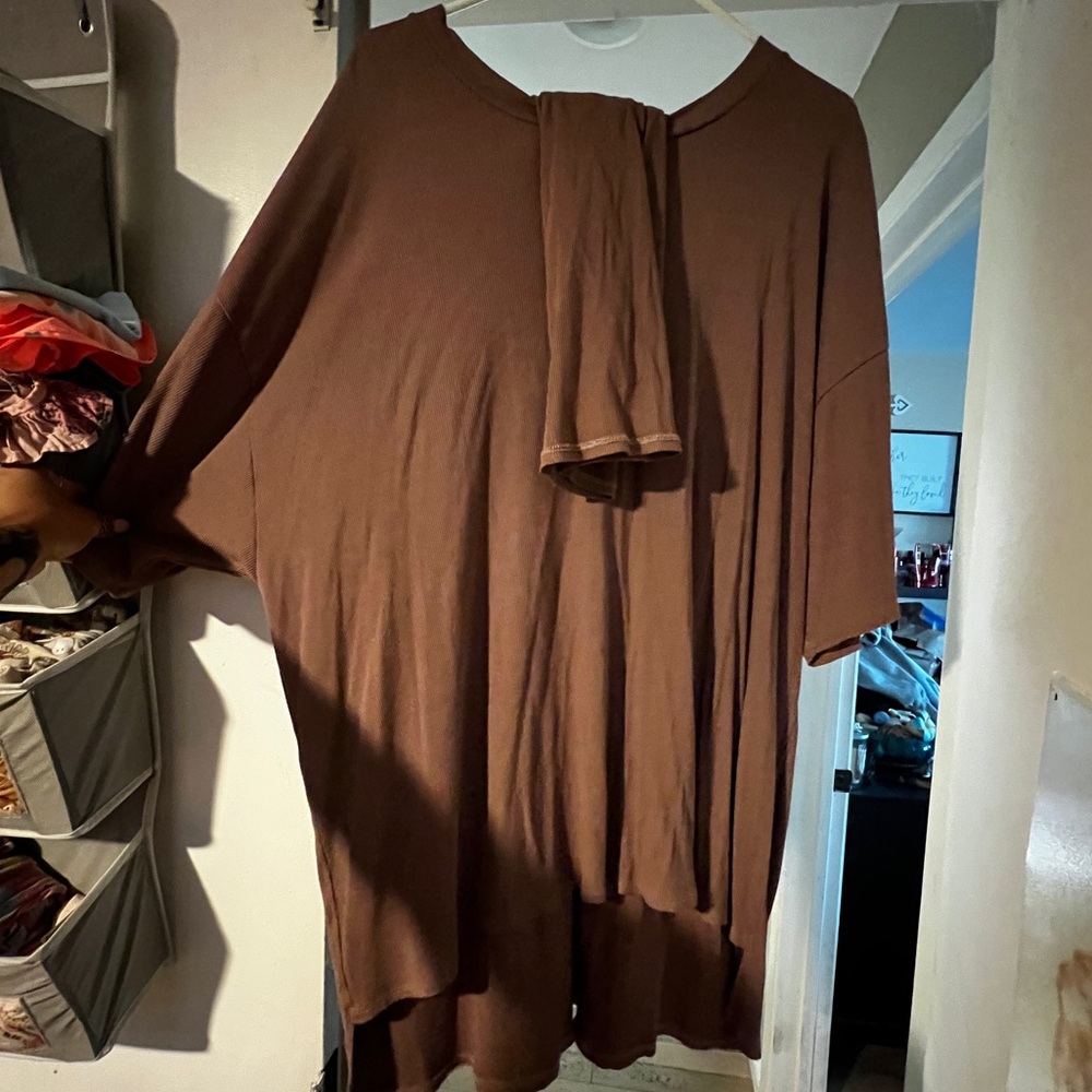 TALULAH Brown Oversized Top